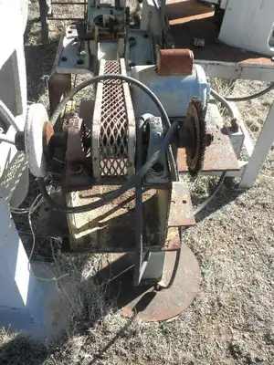 USED GRINDER -