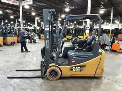 USED 2019 CATERPILLAR 2ET4000