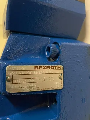 USED REXROTH 4WRDE16Q2-200P-50/6L24Z9/WG021MP