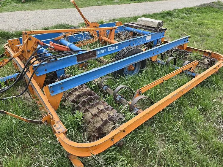 Used BEAR CAT 12' Trailed Rollers Idaho US | Berry Machinery #973680