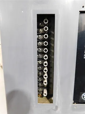 Square D DS-206 Low-Voltage AC Power Circuit Breaker 800A Frame 600A Sensor Used