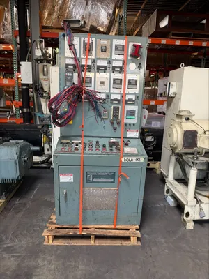 1972 GLOUCESTER 2.5" air cooled extruder Extruders, Low Boy 1.6" - 2.5""" | Mark One Machinery (1)
