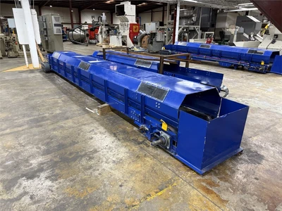 22' L x 24" Wide Flatbelt Conveyor