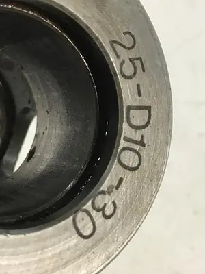 USED VICKERS 25-D10-30
