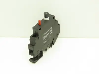 Allen Bradley 1492-GH025 Mini Circuit Breaker 2.5 Amp 1-Pole 250VAC Lot of 8
