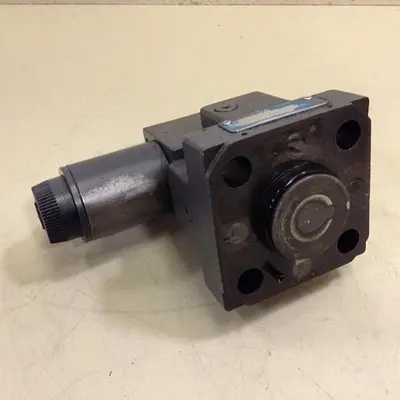 USED VICKERS DG4V-3S-2AL-M-U-HL7-60-EN490