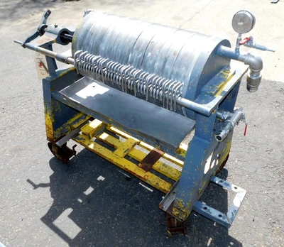 USED STAR TANK AND FILTER 30SS4-818  TIC
