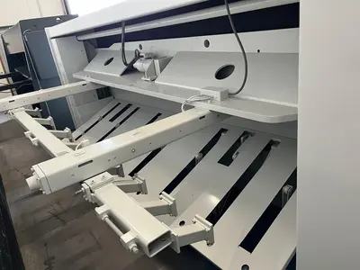 USED LVD IST 3100 X 6 MM CNC