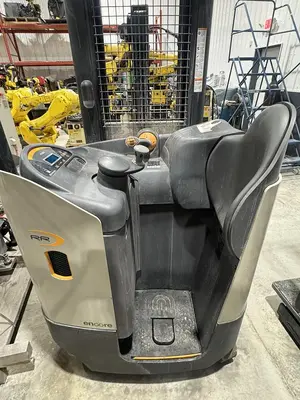 Used 2015 CROWN RR5725-35 Misc Forklifts Michigan US | RAB Industries, Inc. #495032