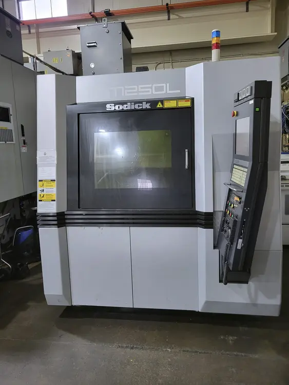 Used 2016 Sodick OPM250L 3D Printers Ontario CA | Machine Tool Bids #775716