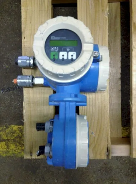 Used Endress Hausser 35ST2F-KA1FCD1R22A Temperature Control and Mixing Instruments Minnesota US | Peak Machinery, Inc. #289070