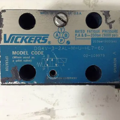 USED VICKERS DG4V-3-2AL-M-U-HL7-60