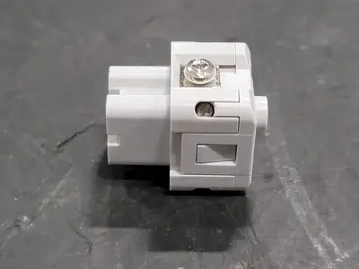 NEW PHOENIX CONTACT HC-A03-I-UT-F