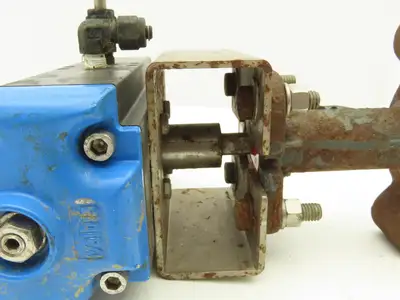 Marwin UT1DA Pneumatic Actuator 3" Lug Butterfly Valve Stainless Disc