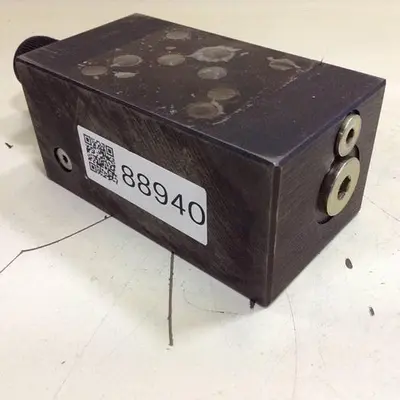 USED VICKERS DGMX25PPFHS30