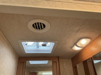 USED 2006 JAYCO GREYHAWK 31