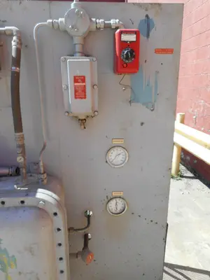 USED CHROMALOX TMO-6125VEP