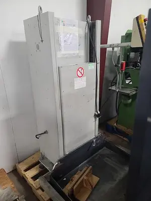 USED 2002 POLAR LW-450-1
