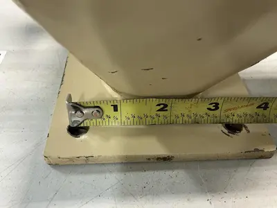 USED PPE NO MODEL / NO TAG