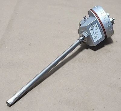 NEW Omron E52-P20C-N