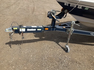 USED 2006 TAHOE TRACKER