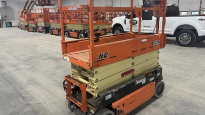 USED 2019 JLG 1932R