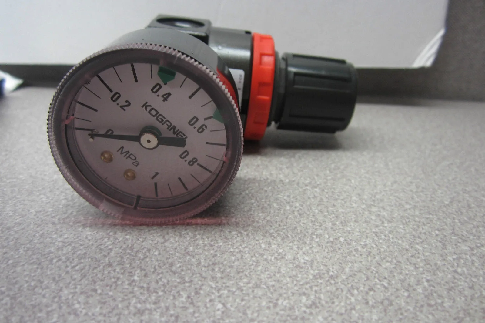 NEW KOGANEI R152-01 REGULATOR R15201