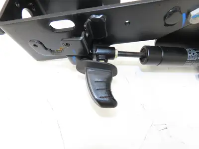 Hyster 8808585 Forklift Steering Column Tilt Bracket Assembly Removed From E80XN