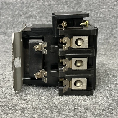 Used GE CR353EE3BAOEF PLC Contactors California US | Davliegogo LLC #1708539
