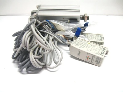 NEW SMC CDQ2D40-75DM-F7NJL-XB14