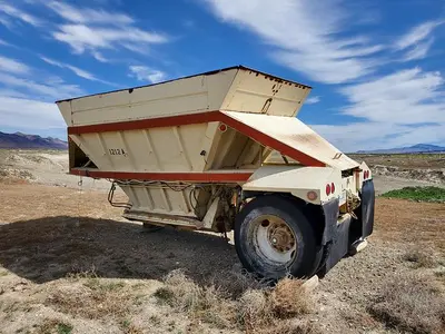 Belly Dump Trailer Pup - Pivot Track Filler