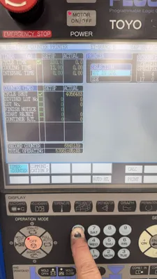2004 TOYO ET-90VR2 VERTICAL Injection Molding Horizontal/Vertical | Machinery Network (2)