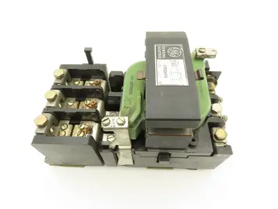 General Electric 100 Hp Motor Starter Contactor 120V Coil 135 Amp Nema 4