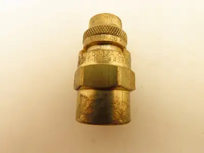 Spraying Systems 1/4QJ+QU-6510 Quickjet 65° Brass Spray Nozzle 1/4"npt Lot of 12