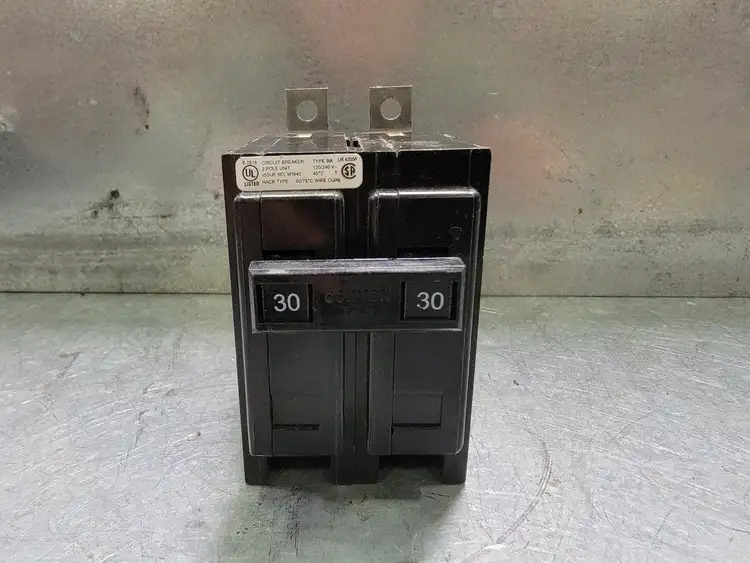 Used CUTLER-HAMMER BA230 Switchgears British Columbia CA | Lenmark #243668