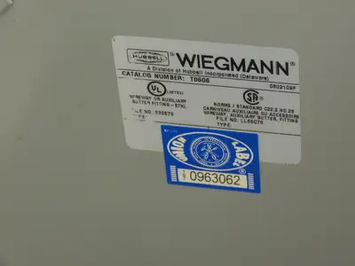 Wiegmann Hubbell T0606 N1 Tee Hinged Screw Cover Wireway 6X6 Gray READ