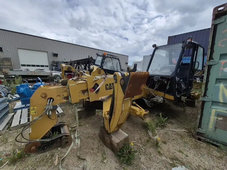 Used CATERPILLAR TH560B Telehandlers British Columbia CA | Lenmark #367037