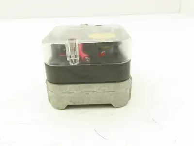 Dungs GAO-A4-4-3 Air/Gas Pressure Switch 7psi 0.4-4 In-Wc 120V