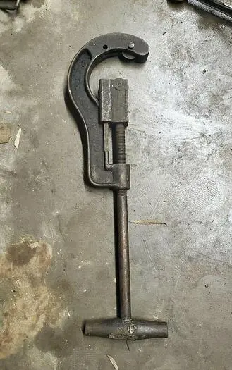 Used NYE TOOL WORKS BARNES TYPE NO. 4 Pipe Threaders Wisconsin US | Lemke Machinery Sales #309487