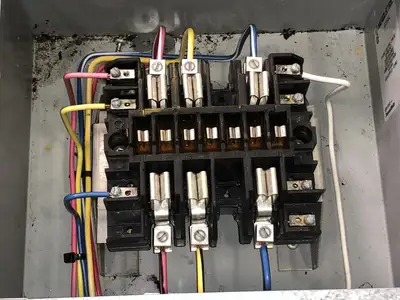 USED THOMAS BETTS CT113-L
