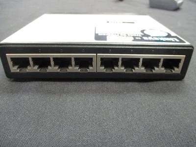 USED Linksys SDS208