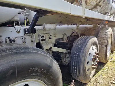 Used 2015 OSHKOSH S-2146 Concrete Mixer Trucks Michigan US | Proxy Equipment #1380174