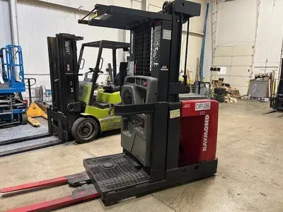 Used 2014 RAYMOND 520OPC30TT Order Pickers Illinois US | Somerset Equipment Sales #1546159