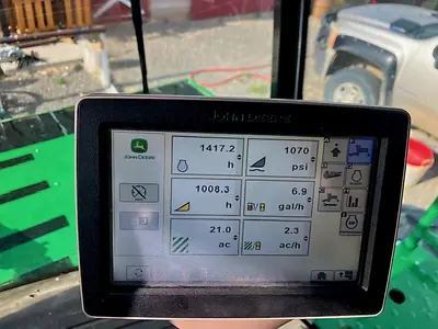 USED 2016 JOHN DEERE W235