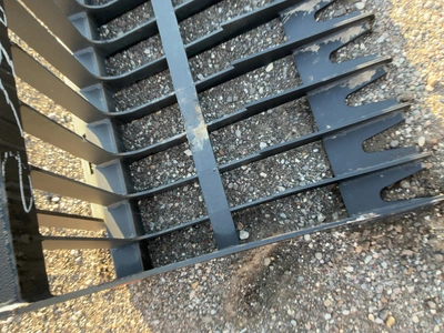 Used _UNKNOWN_ _UNKNOWN_ Rock Buckets Michigan US | Miedema Asset Management Group #1580217