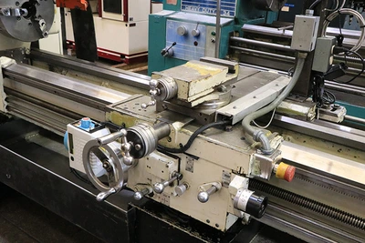 USED 1992 LeBlond-Makino 19" Regal Servo-Shift