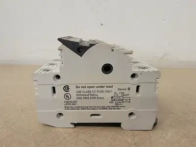 USED ALLEN-BRADLEY 1492-FB3C30