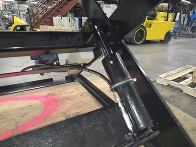 2500 LB Capacity Autoquip Series 35 Auto Scissor Lift, w/ Conveyor, 1.5 HP