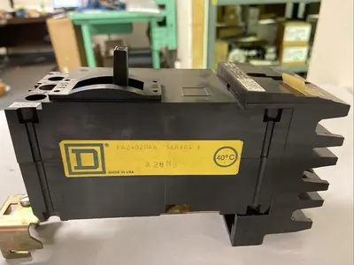 Used SQUARE D FA24020AB Circuit Breakers | Surplus Asset Holdings #1189085