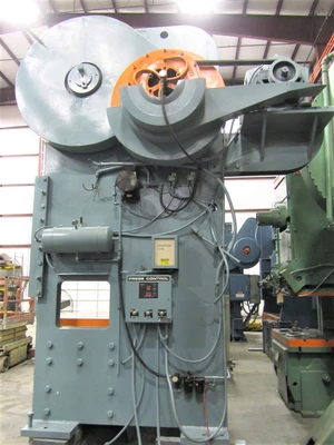 USED CHICAGO DREIS AND KRUMP CHICAGO DREIS AND KRUMP SS400-36-120 PRESS